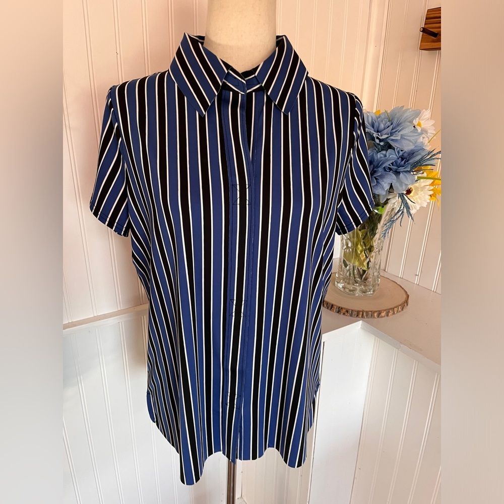 Striped Navy & Black Short Sleeve Shirt